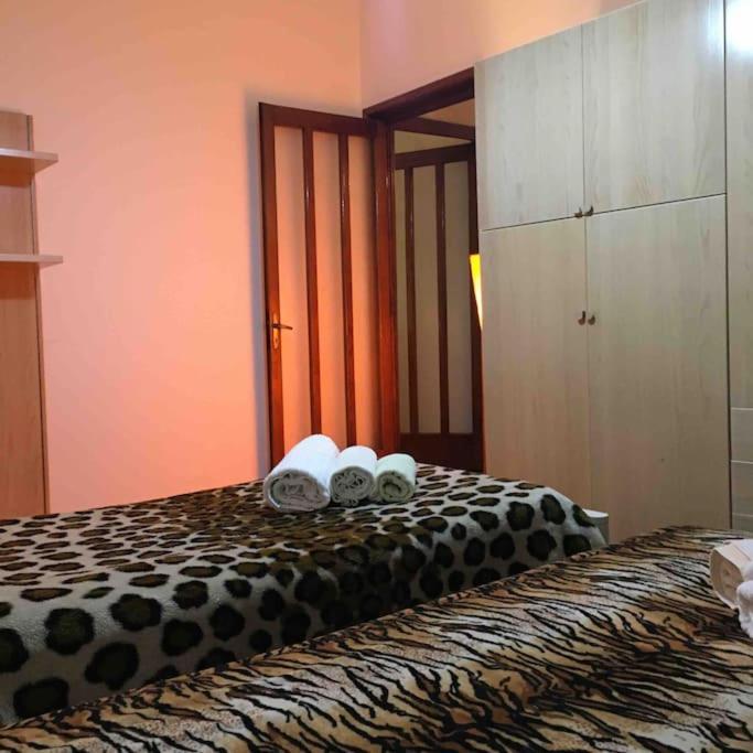 La Casa Di Aurora Apartment อีเฟรอา ภายนอก รูปภาพ