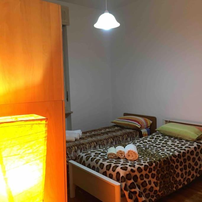 La Casa Di Aurora Apartment อีเฟรอา ภายนอก รูปภาพ